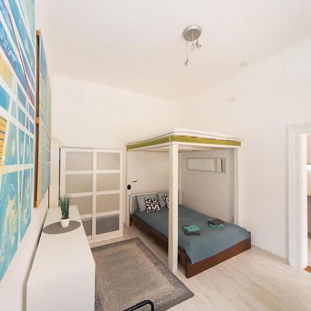 Cosy Studio Apartment With Airconditioner Будапеща Екстериор снимка